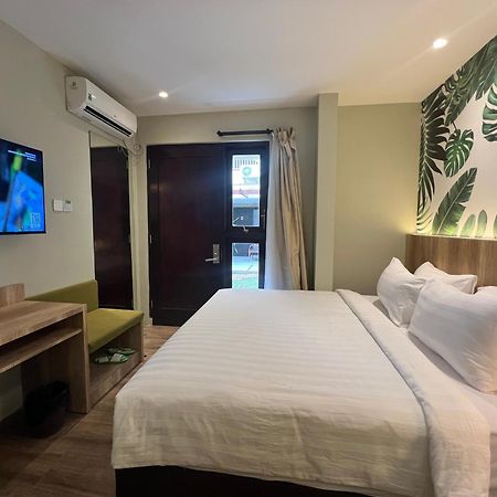Shinta Guesthouse Malang Dış mekan fotoğraf