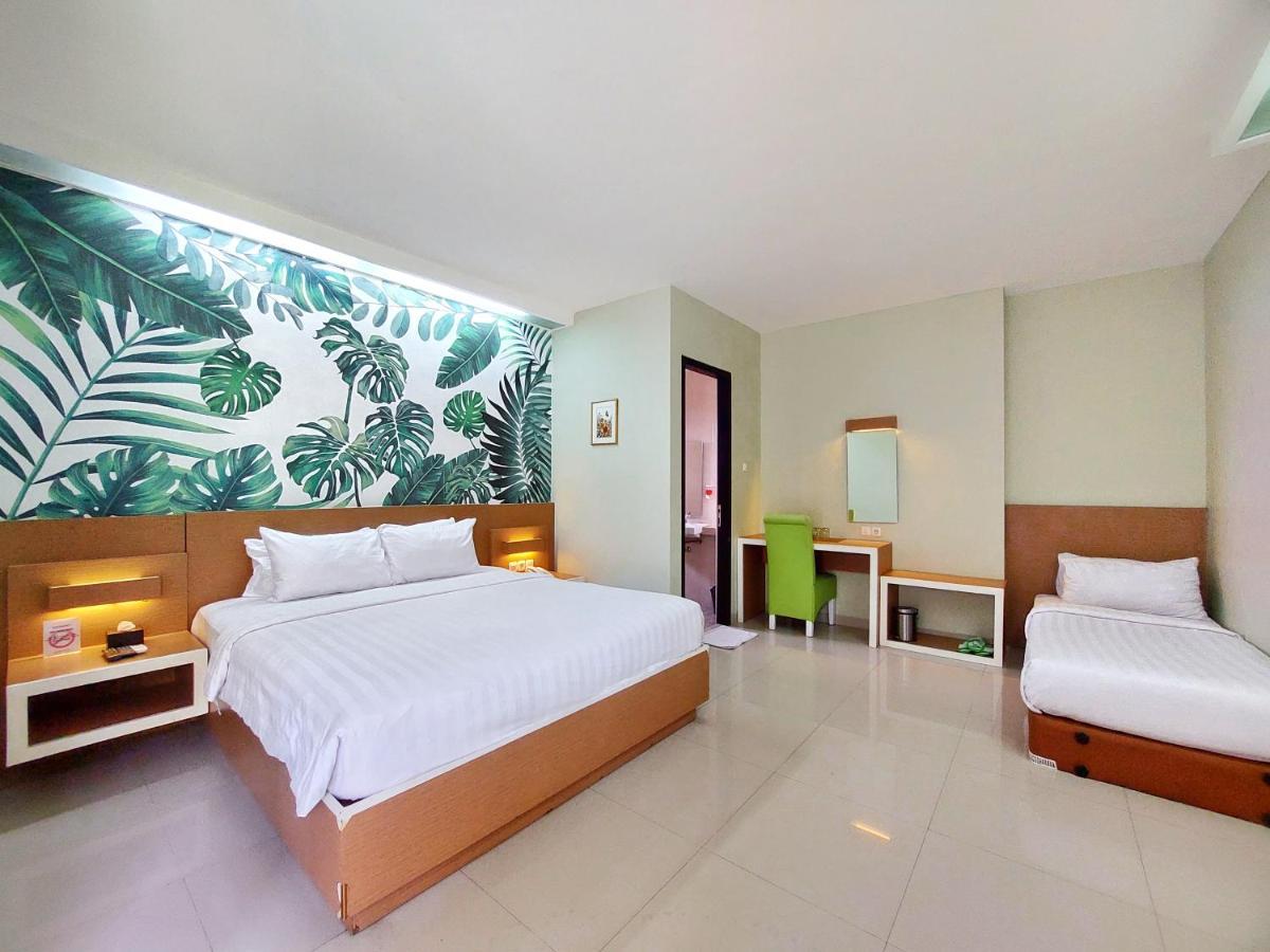 Shinta Guesthouse Malang Dış mekan fotoğraf