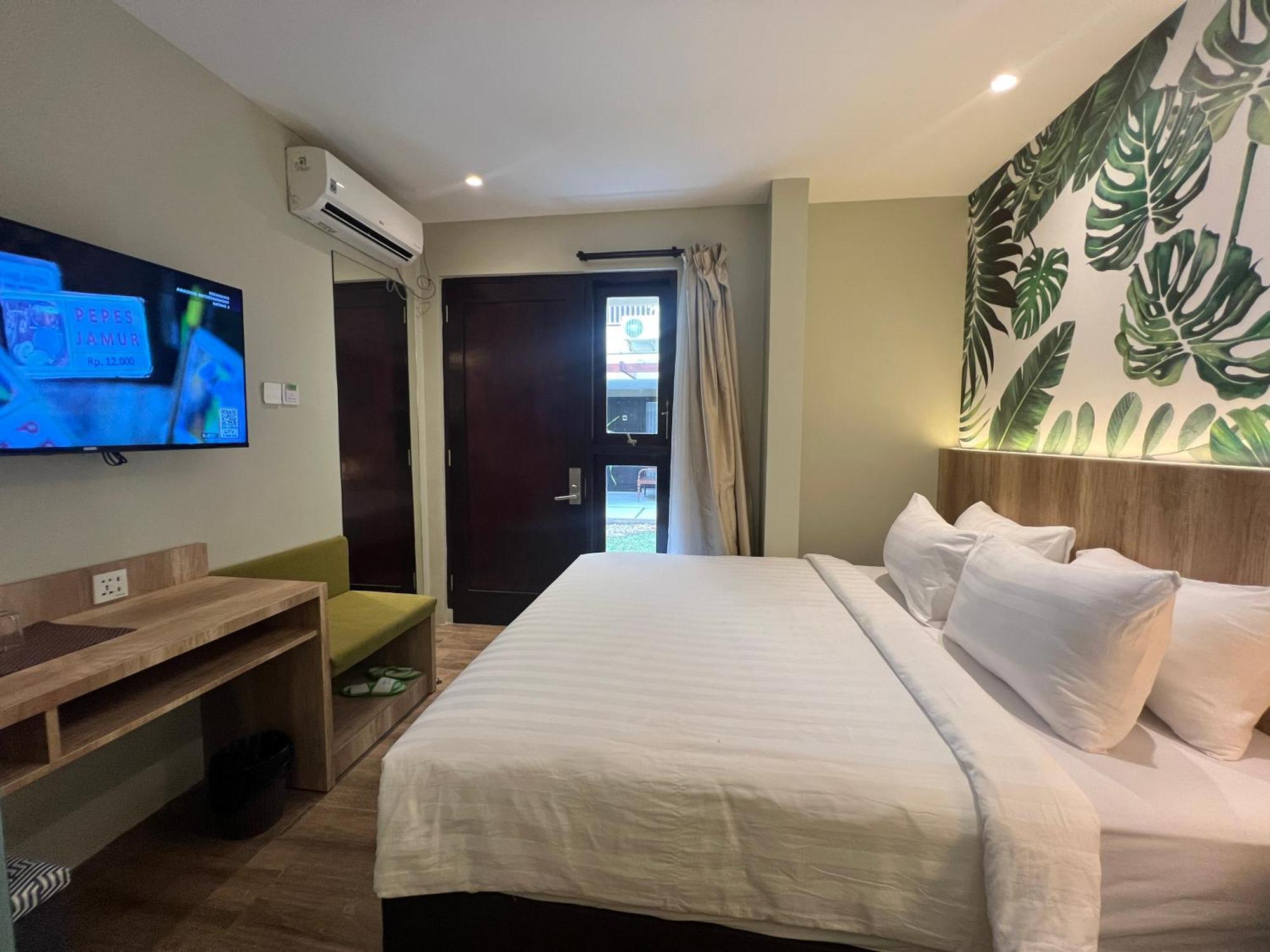 Shinta Guesthouse Malang Dış mekan fotoğraf